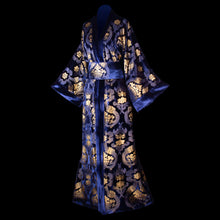 Load image into Gallery viewer, Kimono - Crowns
