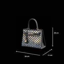 Carica l&#39;immagine nel visualizzatore di Gallery, Chic - Squame

